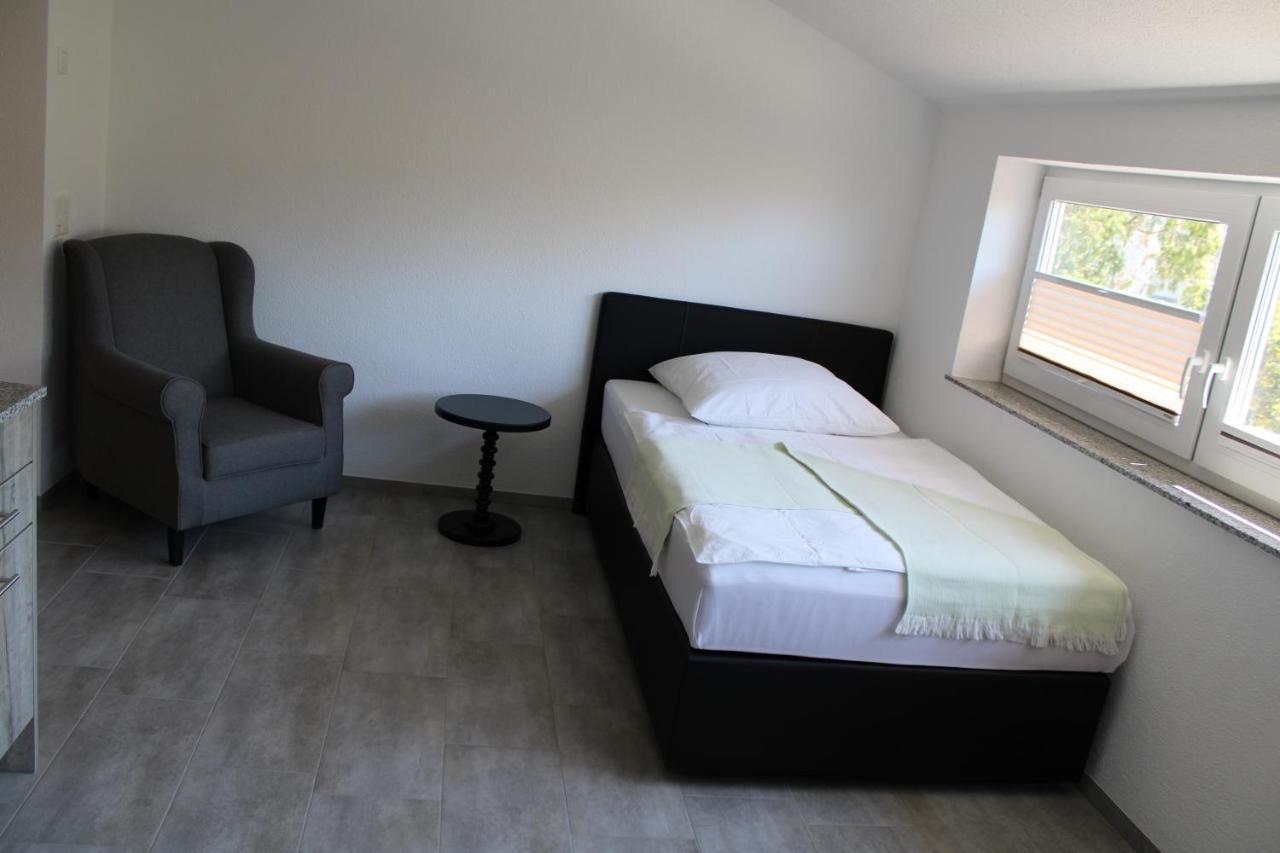 Business Apartment Turgi Exterior photo
